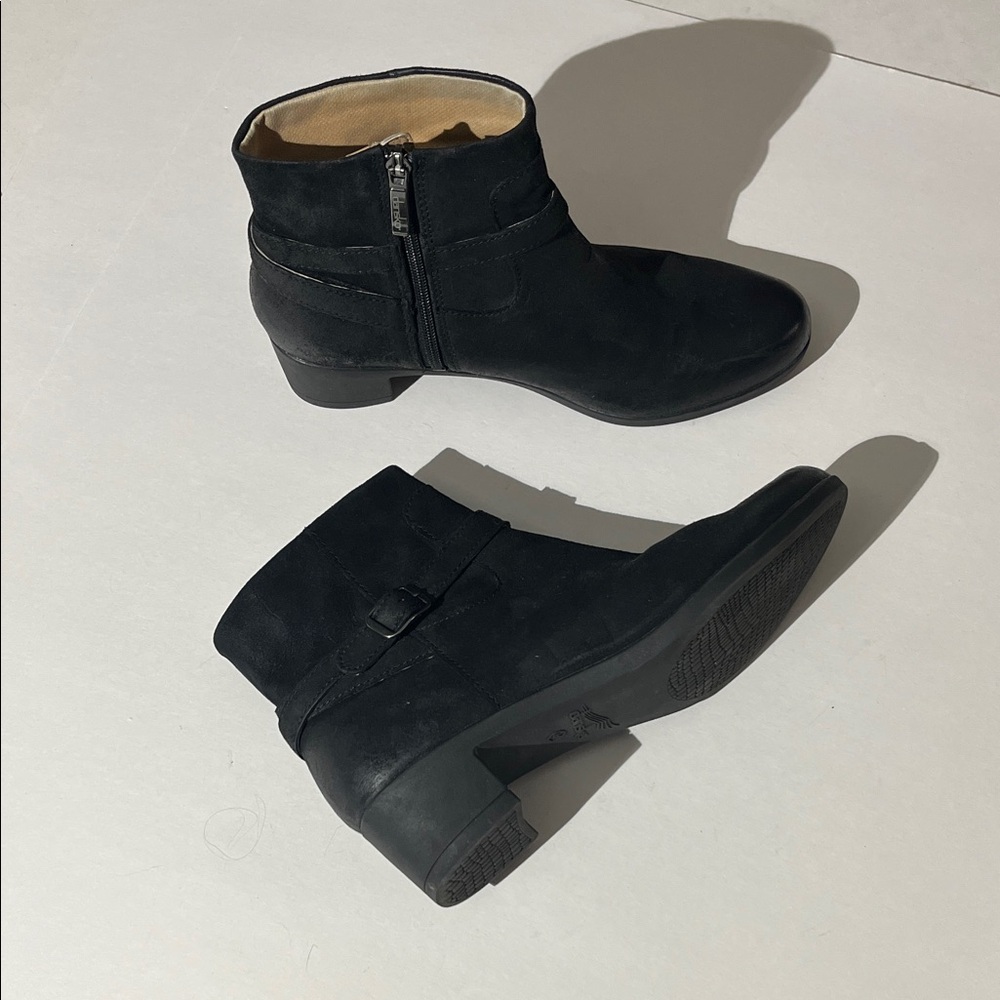 Dansko Black Leather Boots Ankle Booties sz 41 Fall Winter Boho Western Festival